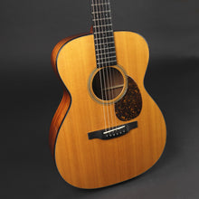 Load image into Gallery viewer, Bourgeois OM Sitka/Mahogany (Pre-owned)