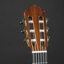Load image into Gallery viewer, Amalio Burguet 1F Flamenco Guitar