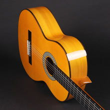 Load image into Gallery viewer, Amalio Burguet 2F Flamenco Guitar