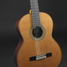 Load image into Gallery viewer, Amalio Burguet Model 2M Cedar/Rosewood