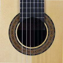 Load image into Gallery viewer, Amalio Burguet Model 2M Spruce/rosewood Classical Guitars
