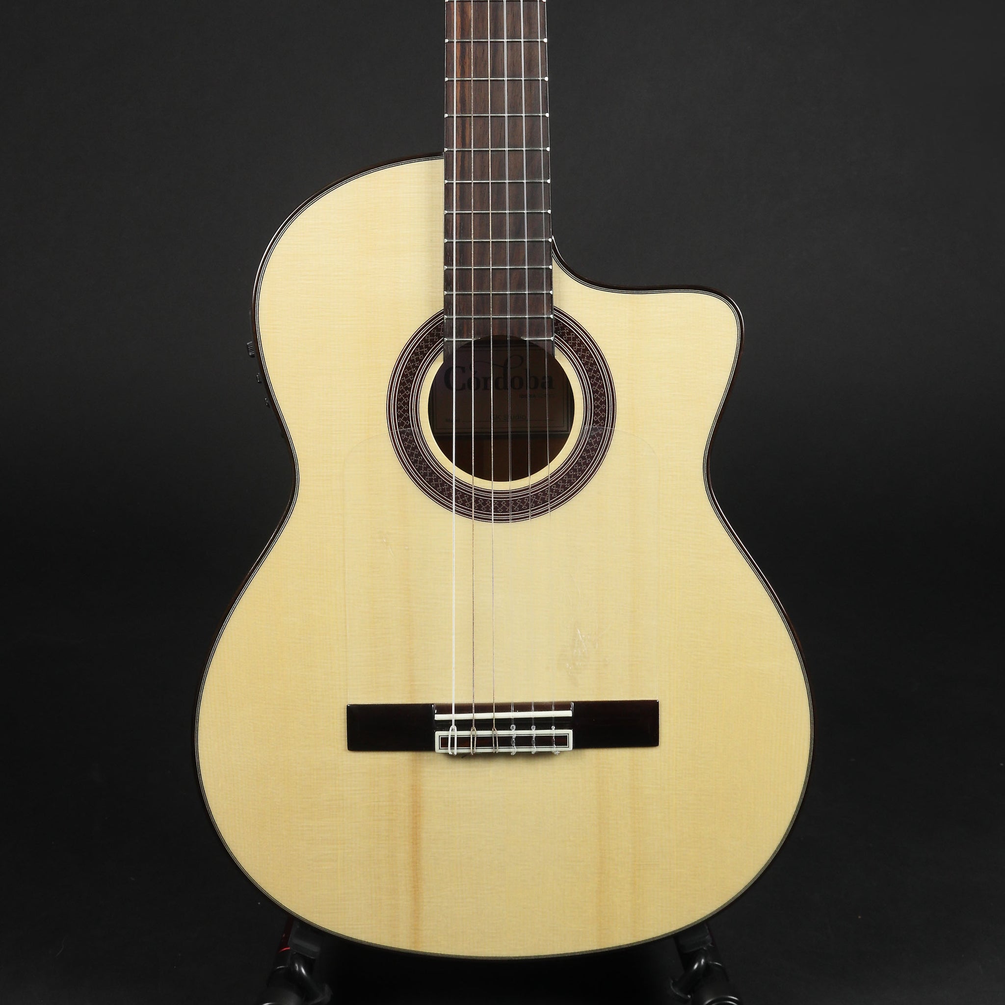 Cordoba GK Studio Flamenco Cutaway Guitar (Pre-owned) – Mak's Guitars