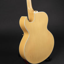 Load image into Gallery viewer, Dean Palomino Solo Jazz Guitar (Pre-owned)