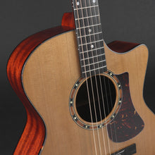 Load image into Gallery viewer, Eastman AC122-2CE Cedar Top Grand Auditorium Electro-Acoustic