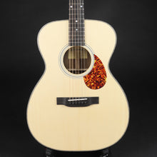 Load image into Gallery viewer, Eastman E3OME Spruce/Ovangkol Acoustic Guitar