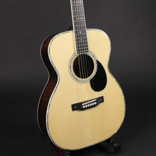 Load image into Gallery viewer, Eastman E40OM Adirondack/Rosewood OM #2387