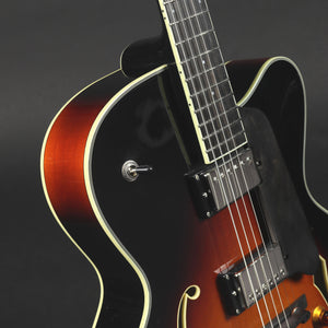 Eastman AR403CED Sunburst Archtop Guitar