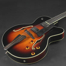 Load image into Gallery viewer, Eastman AR403CED Sunburst Archtop Guitar