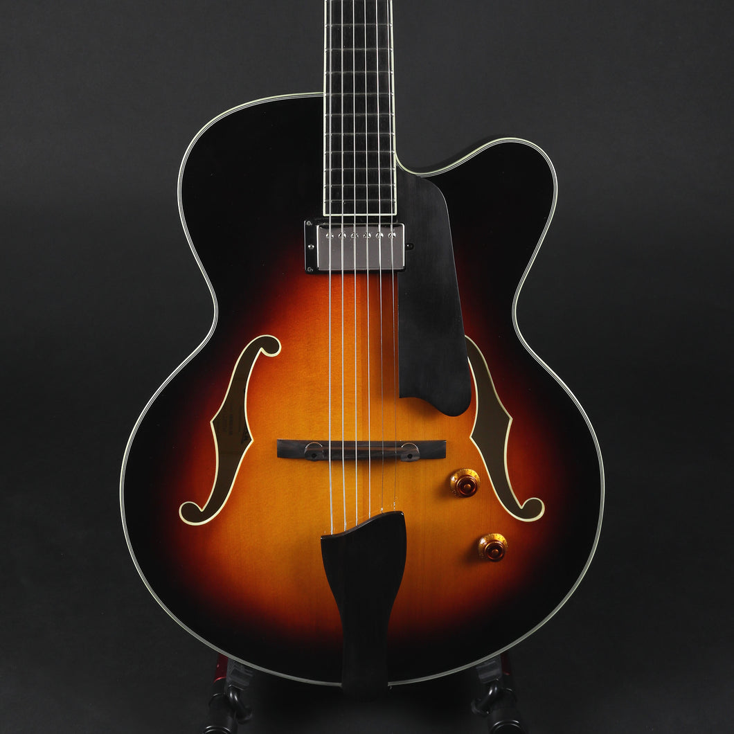 Eastman AR503CE-SB Carved Top Archtop #0247