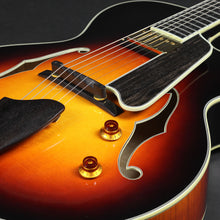 Load image into Gallery viewer, Eastman AR805CE Sunburst Archtop #0318