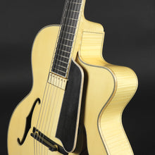 Load image into Gallery viewer, Eastman AR905CE Blonde Archtop #0048