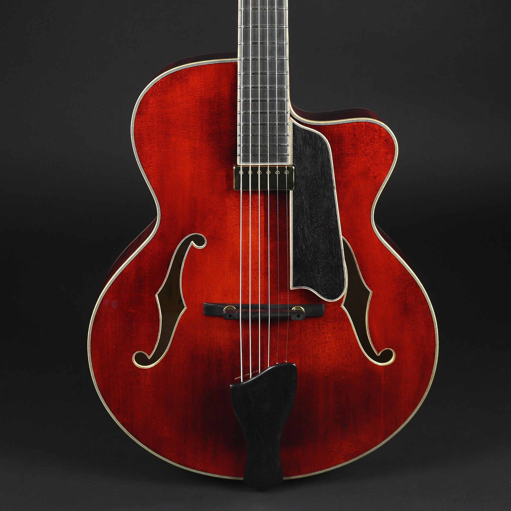 Eastman AR905CE Archtop Classic Finish #0150
