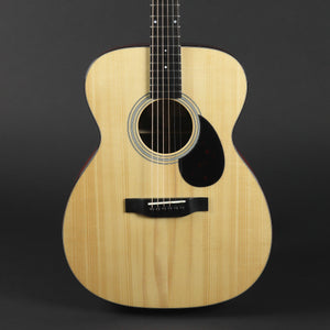 Eastman E10OM Adirondack Spruce/Mahogany