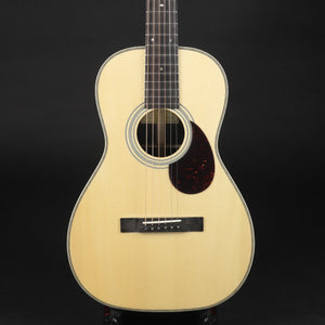 Eastman E20P Adirondack/Rosewood Parlour Guitar #2300