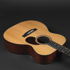 Eastman E2OM Cedar Top Acoustic Guitar #3310