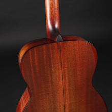 Load image into Gallery viewer, Eastman E6OM Sitka/Mahogany #8550