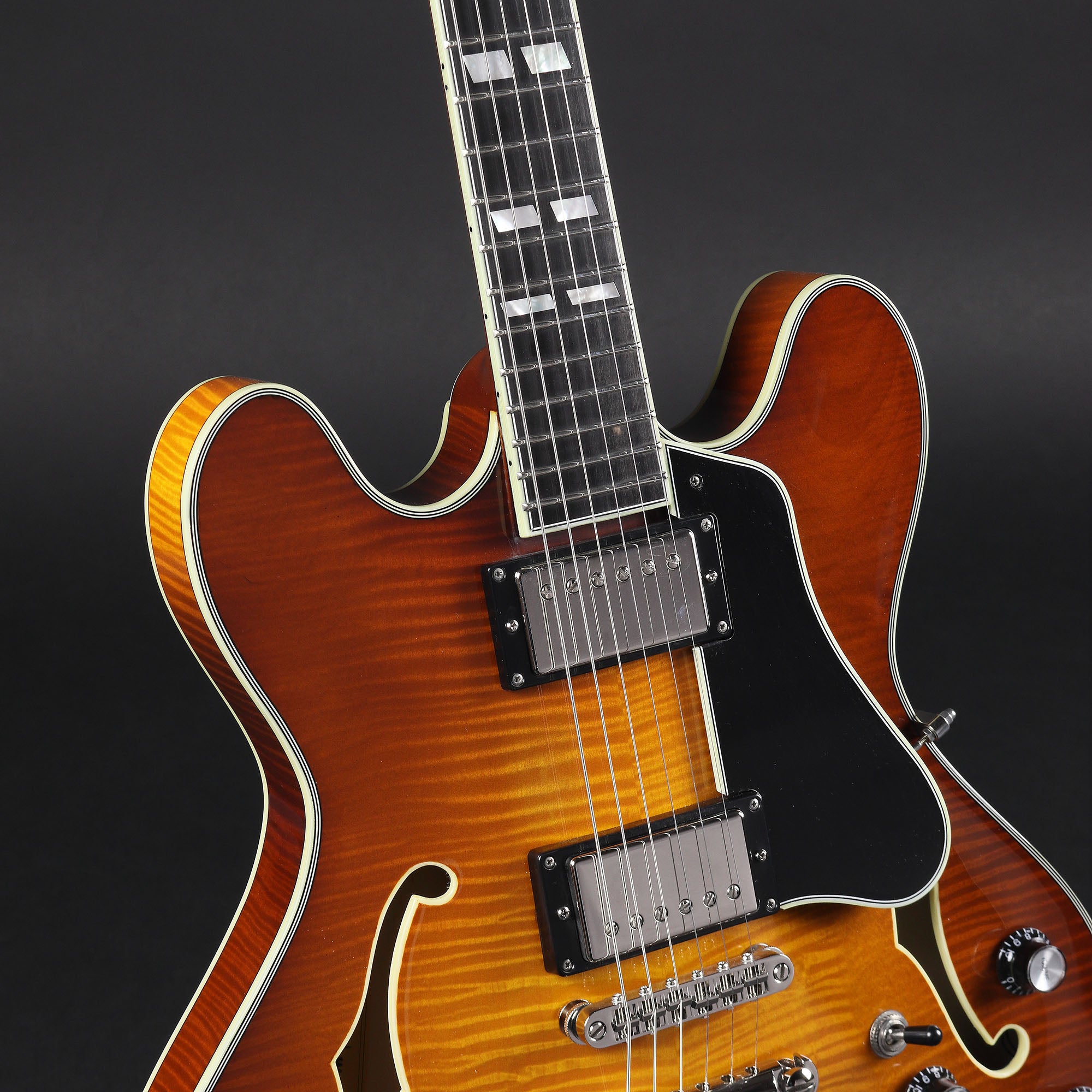 Eastman T486 Thinline - Goldburst #2792 – Mak's Guitars