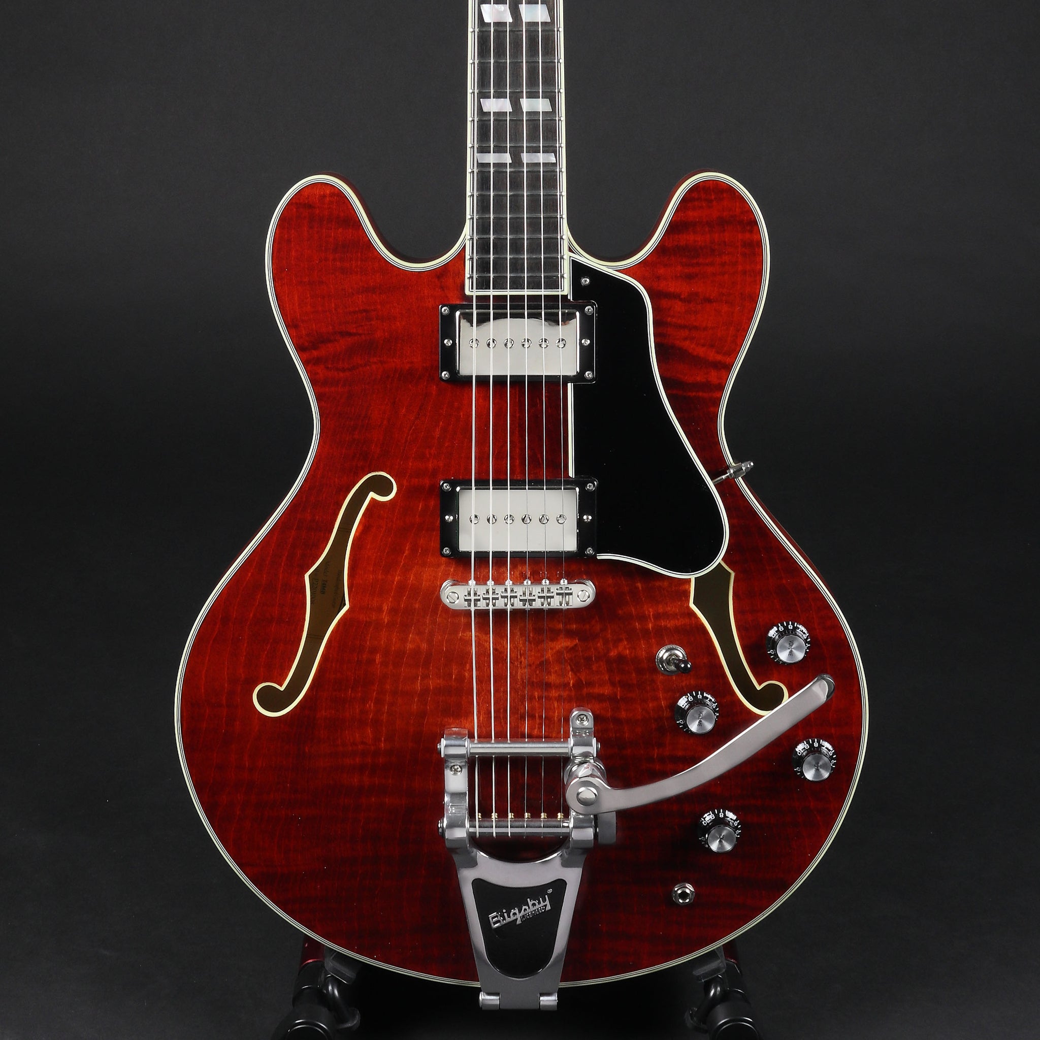 Eastman T486B Thinline w/Bigsby - Classic