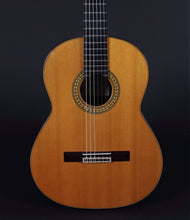 Load image into Gallery viewer, Juan Hernandez Profesor Classical Guitar Guitars